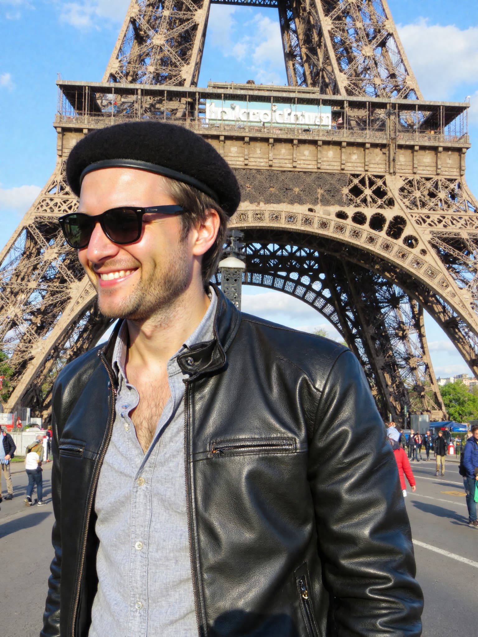 Professional LinkedIn headshot with natural lighting